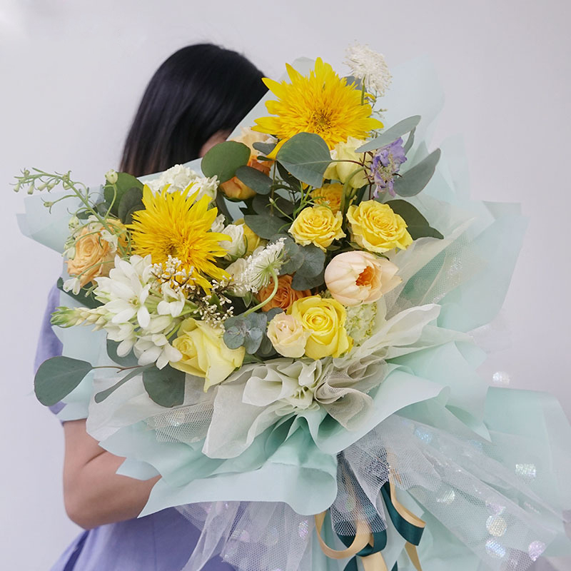 Mat ensfarvet gennemsigtigt blomsterindpakningspapir