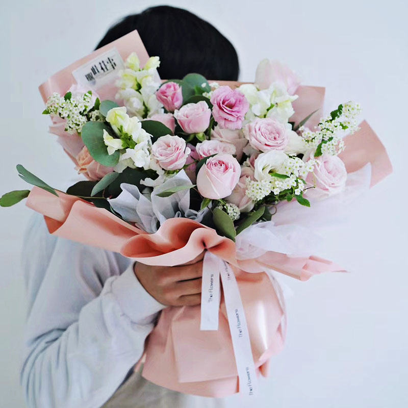 Mat ensfarvet gennemsigtigt blomsterindpakningspapir