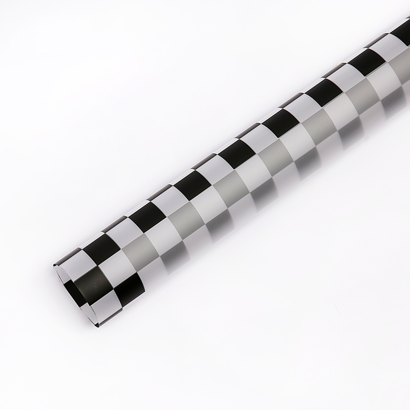 Flerfarvet plaid buket indpakningspapir